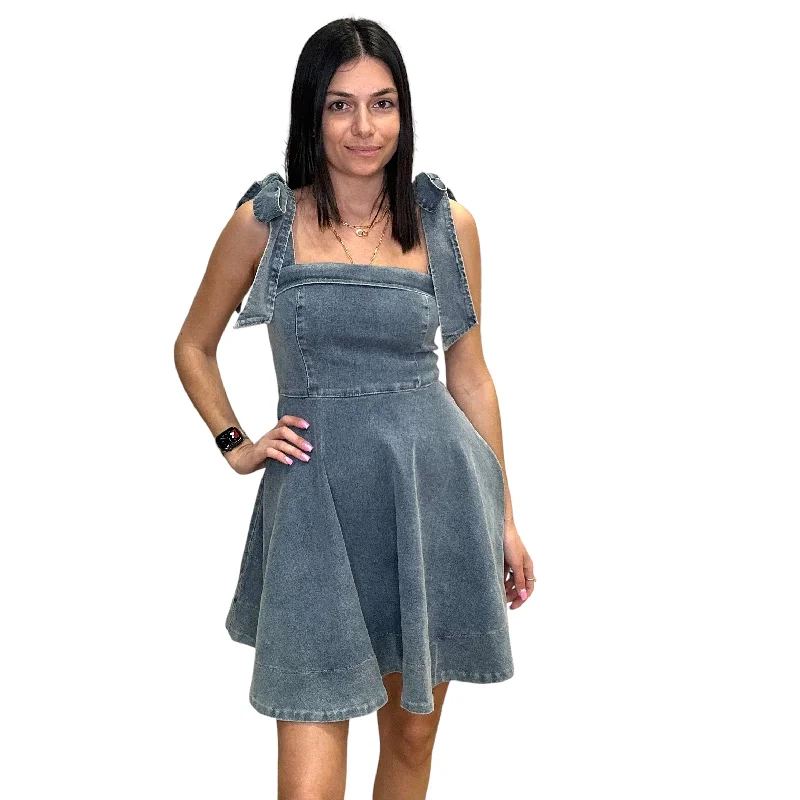 Chic Denim Tie Dress