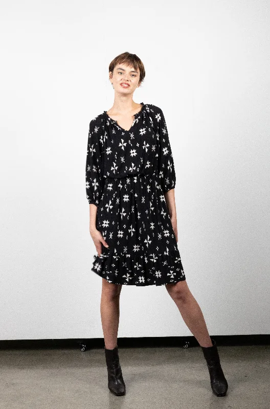 3/4 RAGLAN SLEEVE RUFFLED NOTCH NECKLINE DRESS - D3137-86751-0