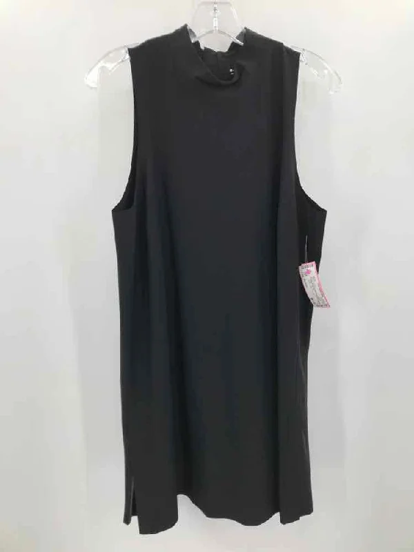 Pre-Owned Athleta Black Size Medium Athletic Dress