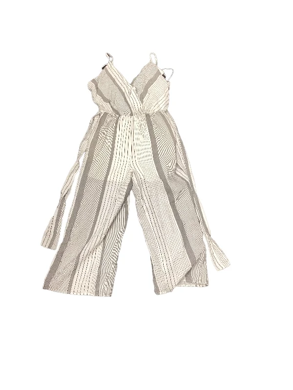 Jumpsuit By Sienna Sky  Size: M Elegant Long Evening