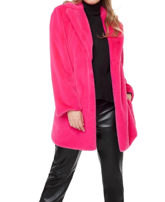 Faux Fur Collared Coat In Black Front Pockets Side Pockets Patch Pockets
