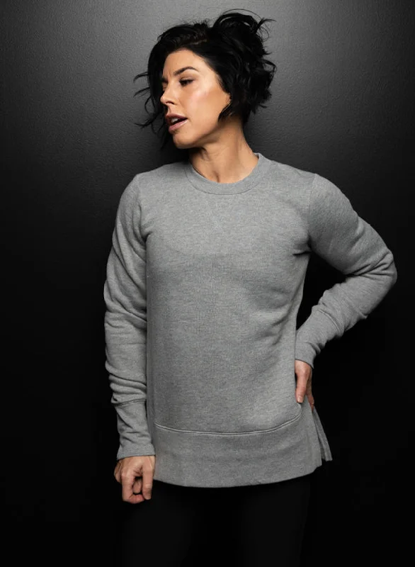 WOMEN'S FOREVER CREWNECK - GREY Functional Travel Jacket