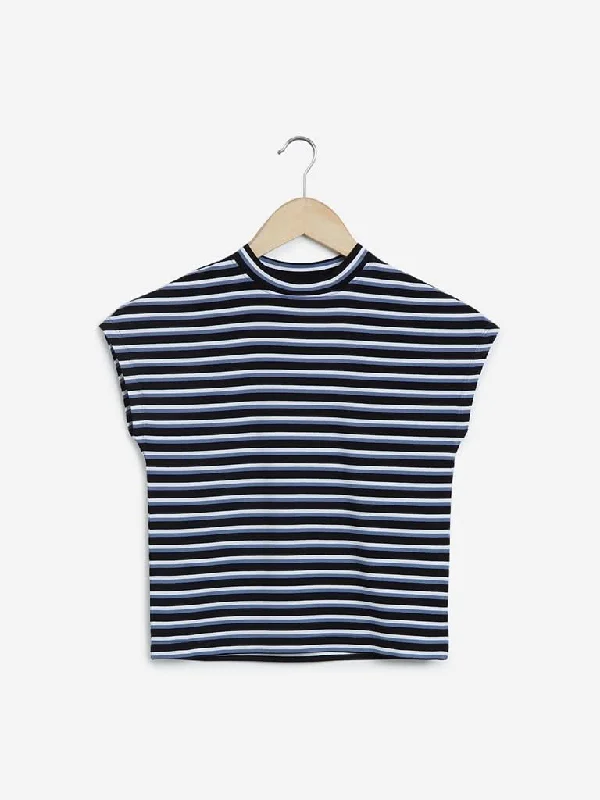 Nuon Black Striped Adora Crop T-Shirt Women's Radiation Jacket