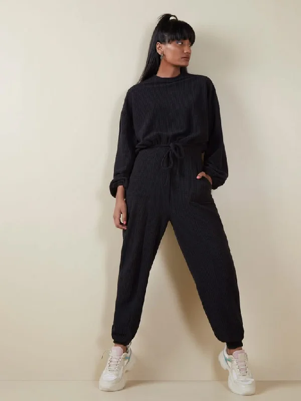 Nuon Black Textured Cropped T-Shirt Women's Banquet Suit