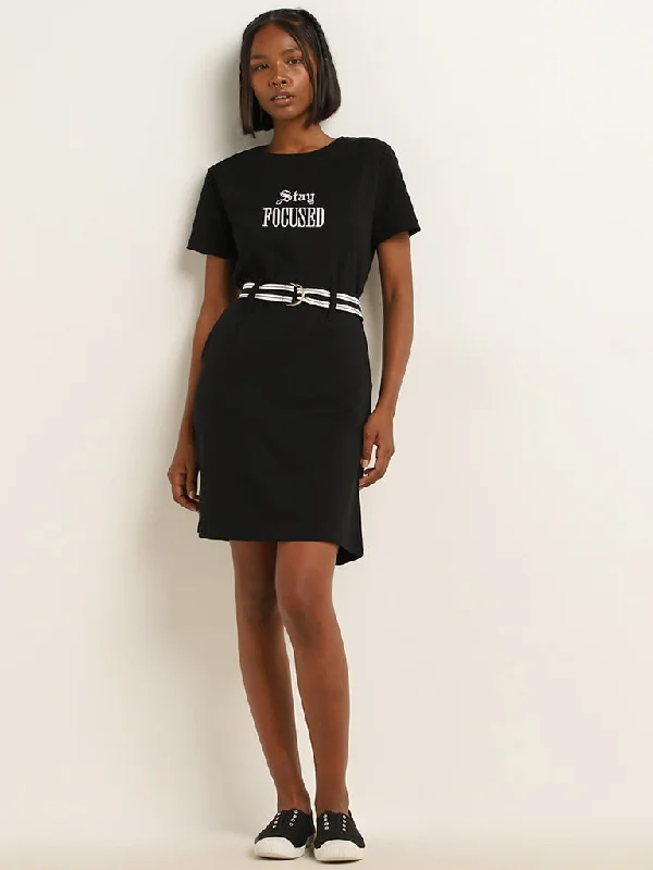 Studiofit Black Text Design Straight Cotton Dress with Belt Women's Vintage Jacket Studiofit Black Text Design Straight Cotton Dress with Belt Women's Vintage Jacket