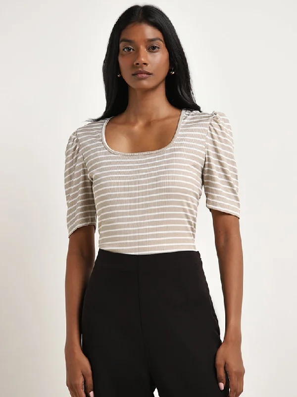 Wardrobe White Beige Striped Knit-Textured Top Women's Boutique Suit