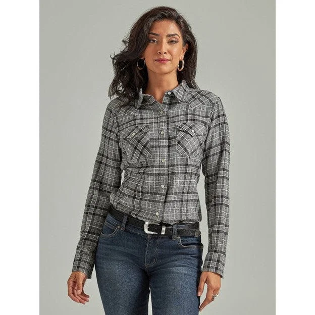 Wrangler Women's Essential Long Sleeve Antique Flannel Western Snap Shirt Women's Party Jacket